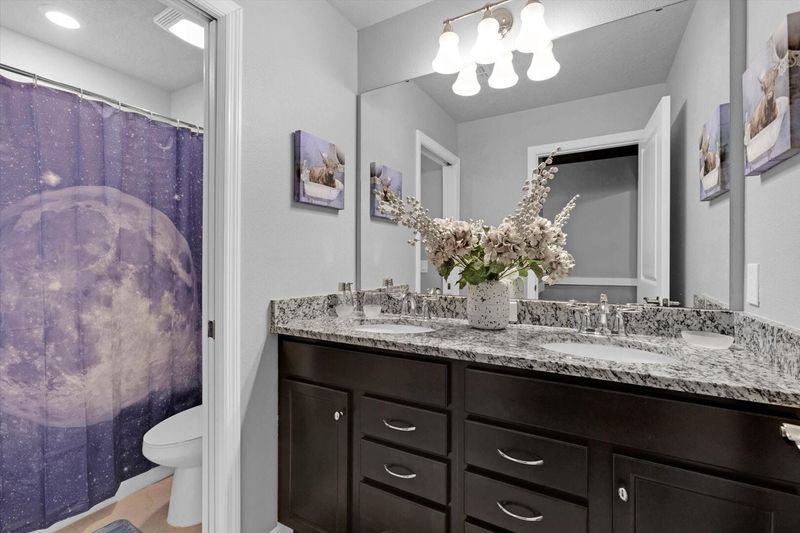 Hall Bathroom 5, Upstairs, Tub/Shower Combo
