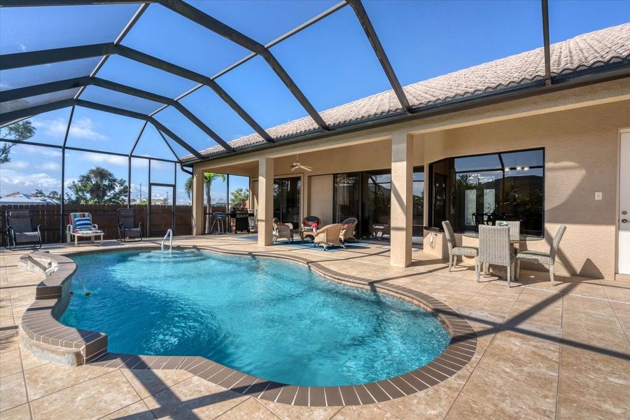 Cozy Cape Coral Getaway