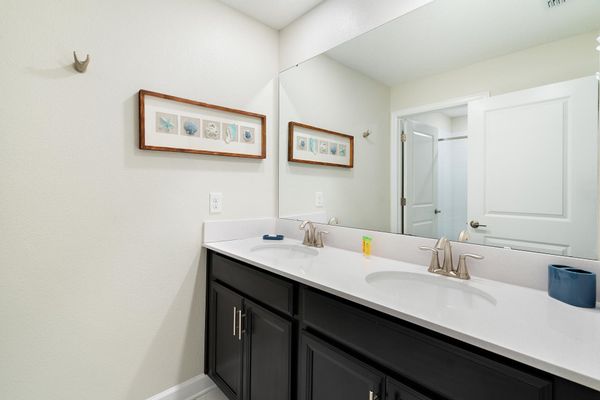 Hall Bathroom 2 Upstairs