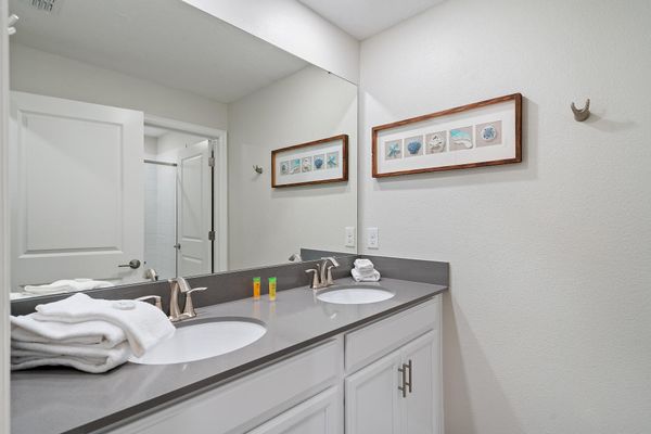 Hall Bathroom 2 Upstairs