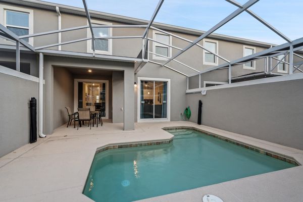 Pool / Patio