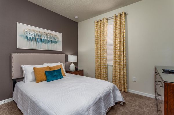 Queen Bedroom 5 Downstairs
Shared Bathroom-Shower
43" Smart TV
