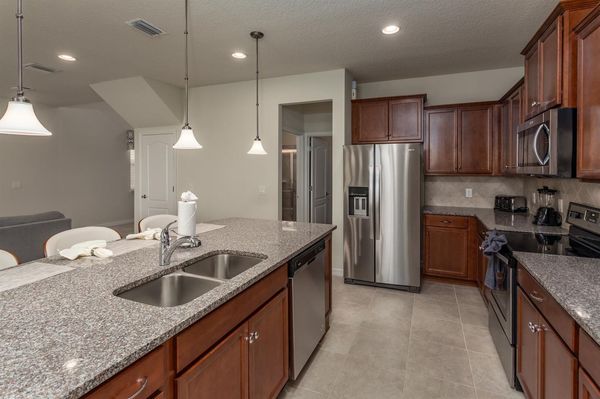 Kitchen (Angle)