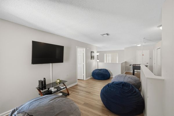 Loft 55" Roku TV Wii