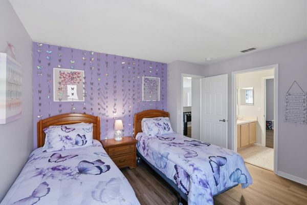 Two Twins Bedroom 5