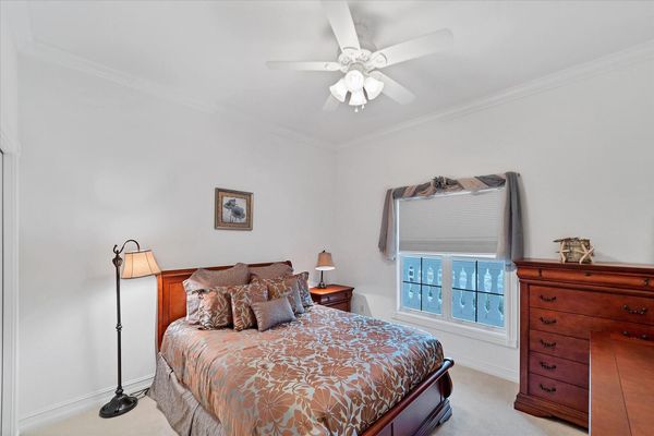 Guest bedroom 1 with queen bed