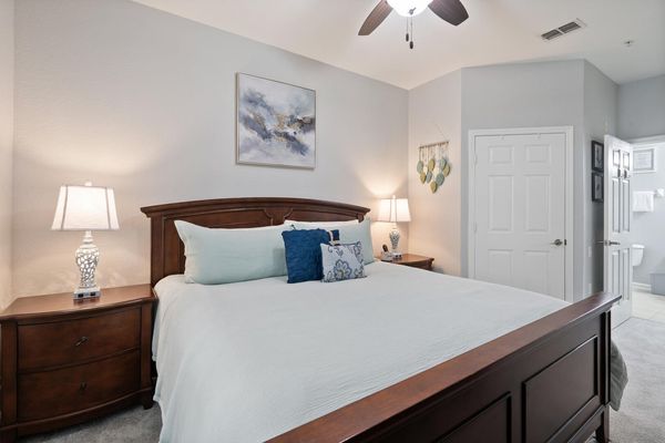 Master King Bedroom 1
Attached Bathroom