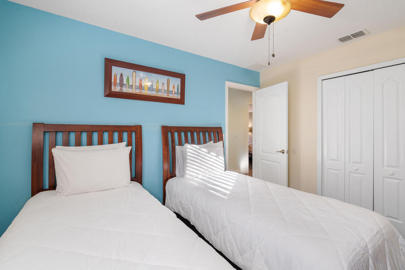 Two Twins Bedroom 4
