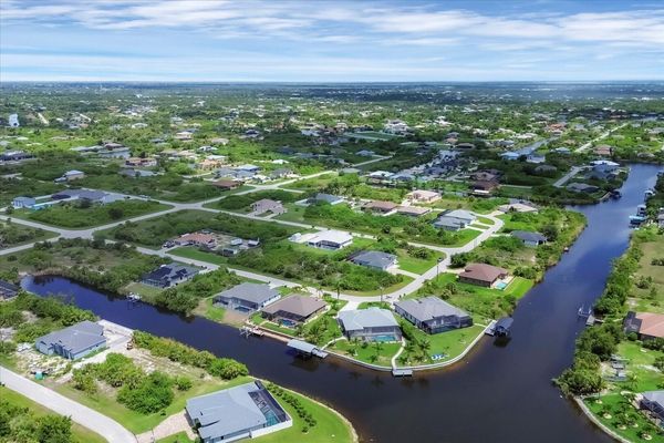 Beautiful South Gulf Cove waterfront home with private pool (Boat lift not available)