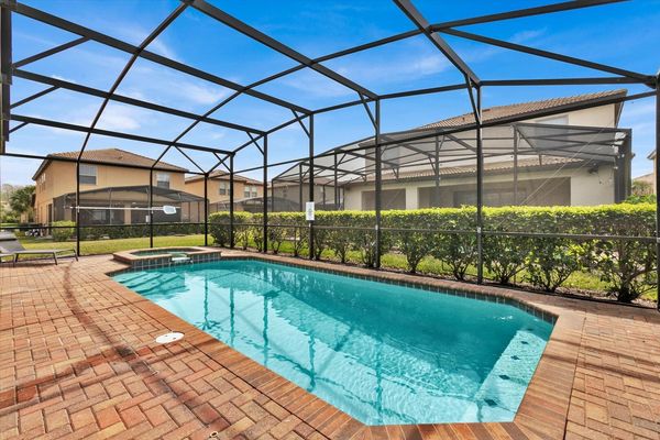 Pool Deck (Angle)