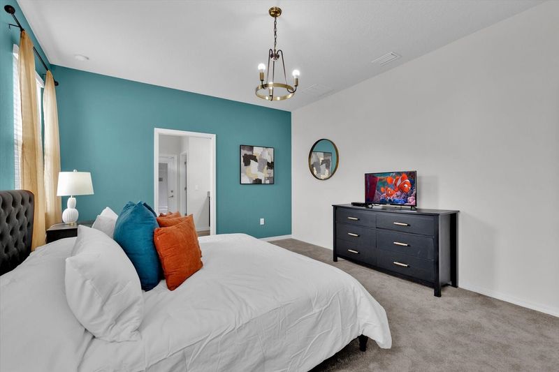 Master King Bedroom 1 (Angle)
