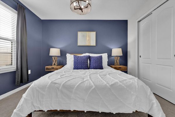 Queen Bedroom 5 Upstairs
Shared Bathroom