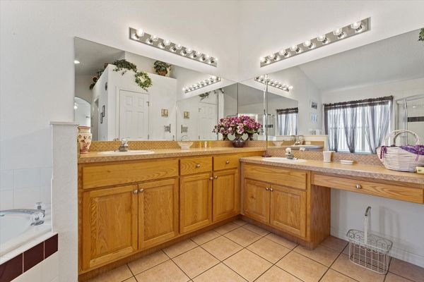 Master King Bathroom 1