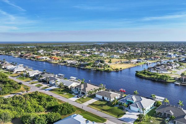 South Gulf Cove (Boat lift not available)