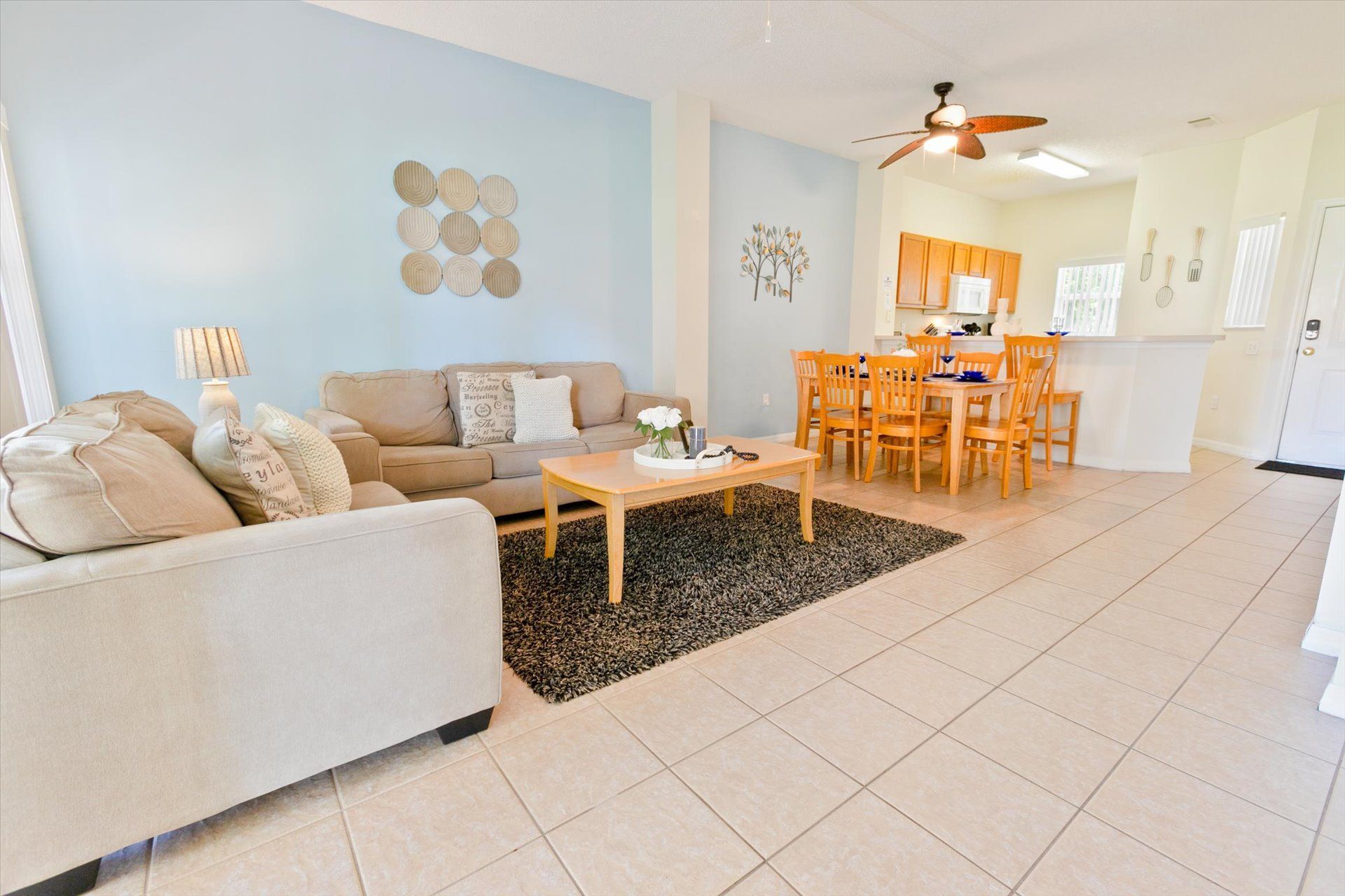 Living /Dining Area