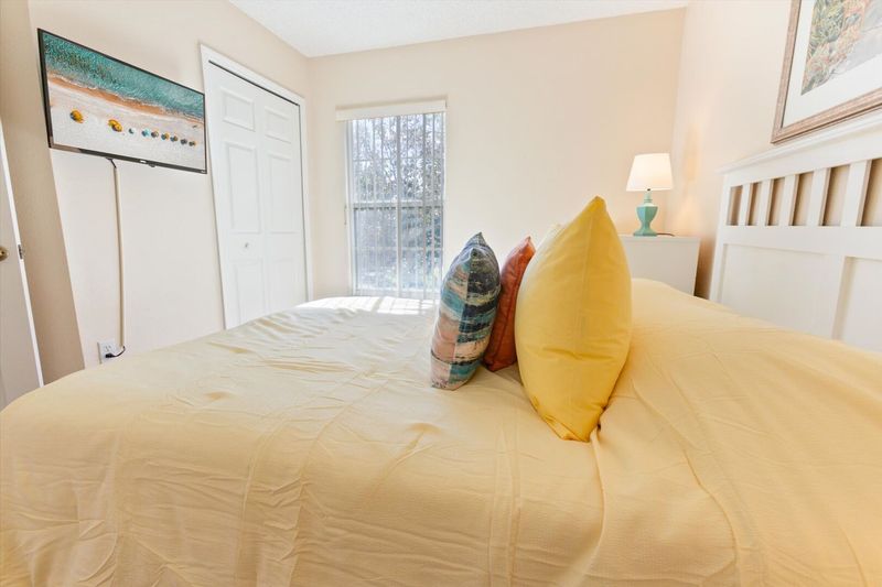 Bedroom 3 (Angle)