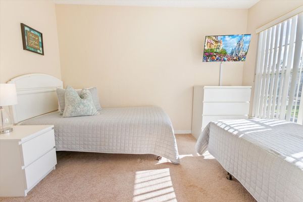 Bedroom 4 (Angle)