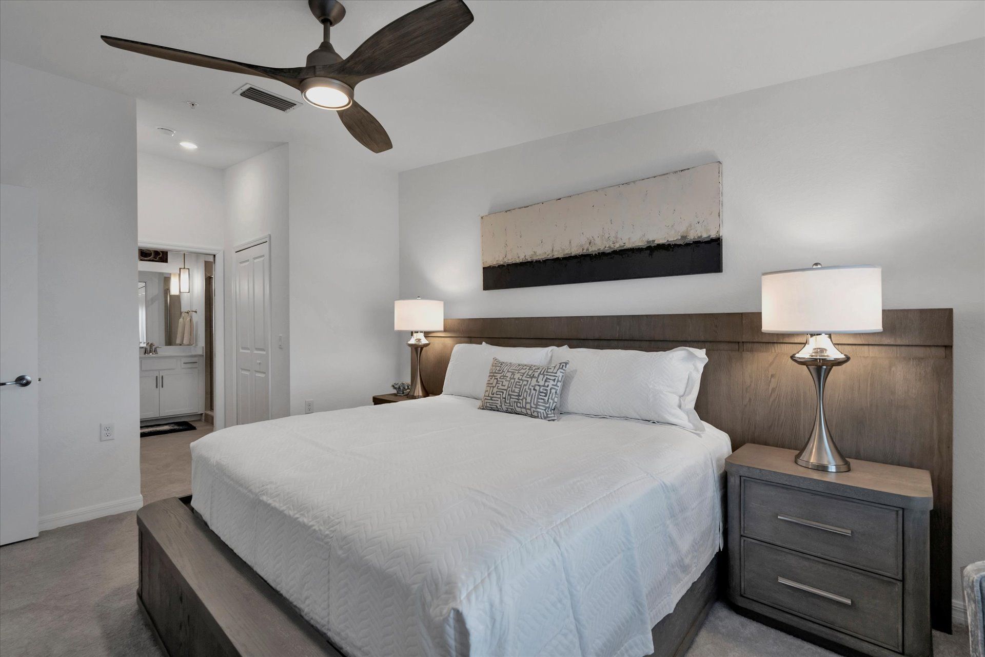 King master bedroom with ensuite