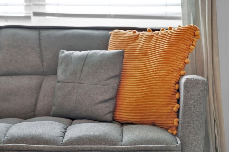 Living Room Décor