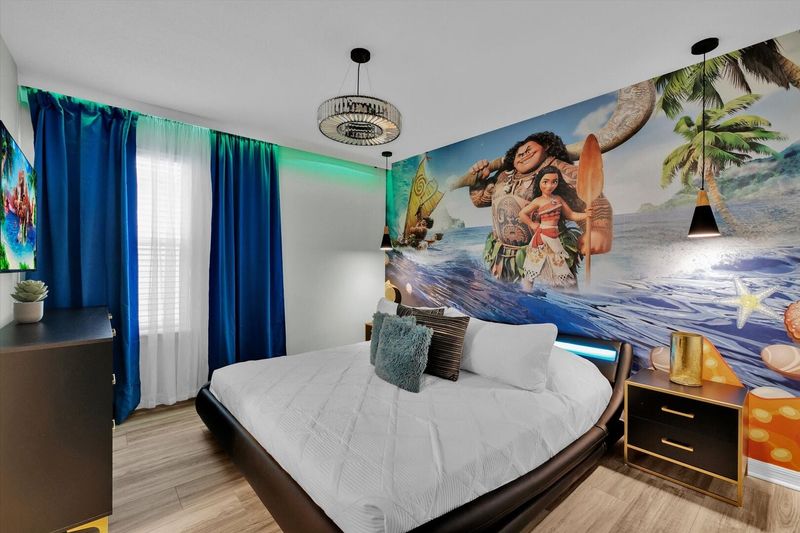 Master Suite Bedroom 6 - Moana, King Bed, Upstairs, Attached Bathroom, 50" Smart TV