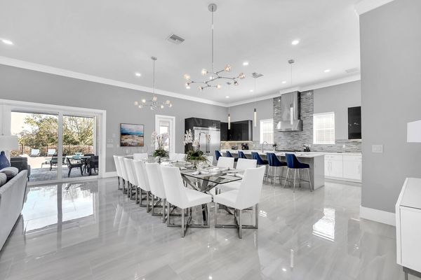 Dine in style at Revive at Reunion!