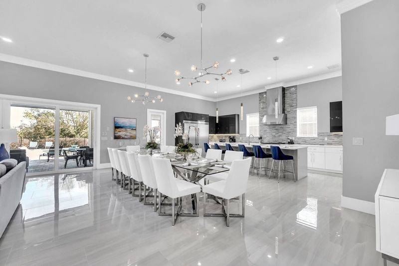 Dine in style at Revive at Reunion!