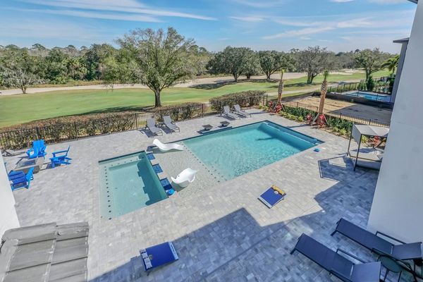 Experience blissful relaxation in the stunning swimming pool, where every splash is a moment of rejuvenation. Your perfect oasis awaits in the heart of Reunion Resort!