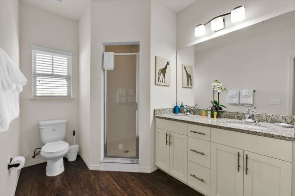 Hall Bathroom 3 Upstairs
Shower