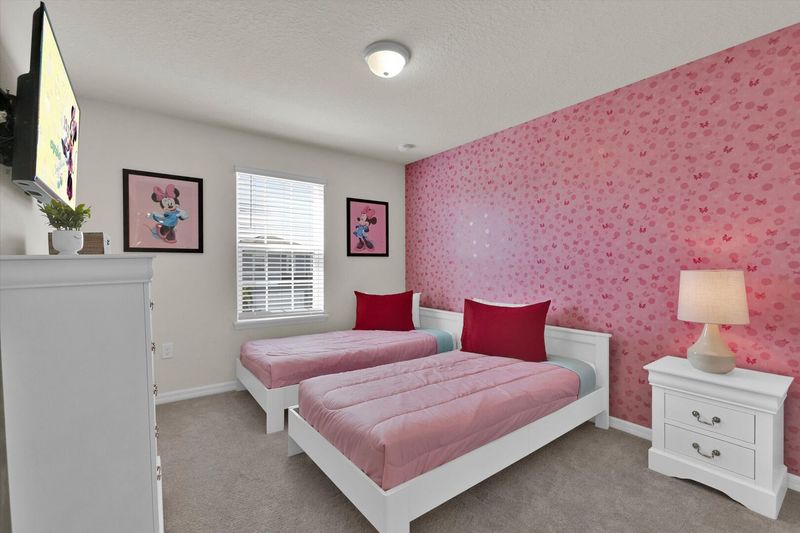 Two Twins Bedroom 3 Upstairs
Minnie Theme