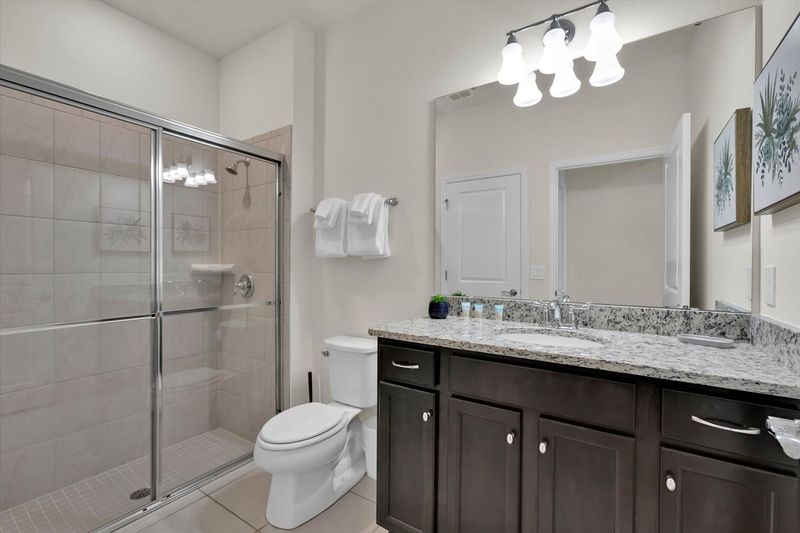 Shared Bathroom 3 Downstairs
Shower
