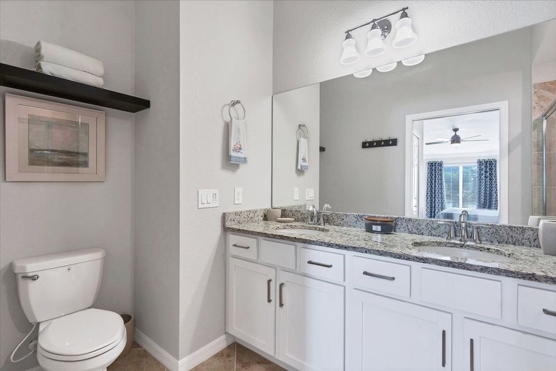 Double vanity