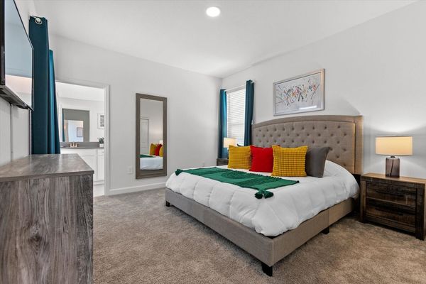 Master King Bedroom 1, Downstairs
Attached Bathroom
43" Smart TV