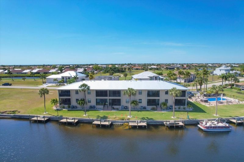 Located in beautiful PGI (Boat lift not available)