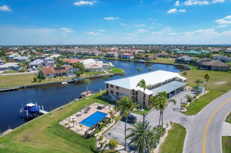 Located in beautiful PGI (Boat lift not available)