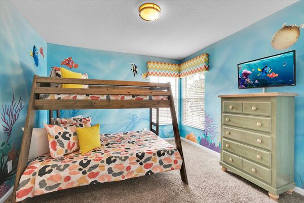 Twin/Double Bedroom 3, Upstairs
32" Smart TV
Nemo Theme