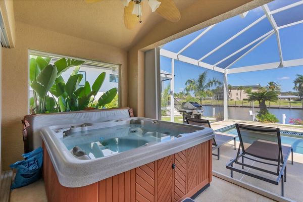 Bubbles Up Bay (GIC120)