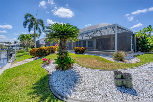 Beautiful Punta Gorda Isles canal home with private pool