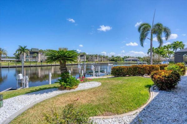 Beautiful Punta Gorda Isles canal home with private pool (Boat lift not available)