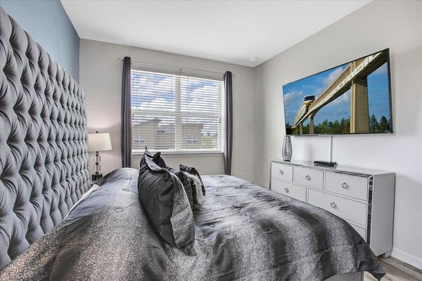 King Suite Bedroom 2 (Angle)
65" Roku TV