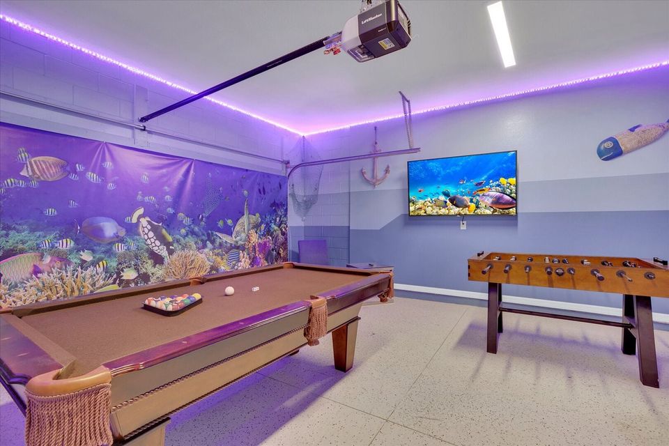 Game Room (Angle)