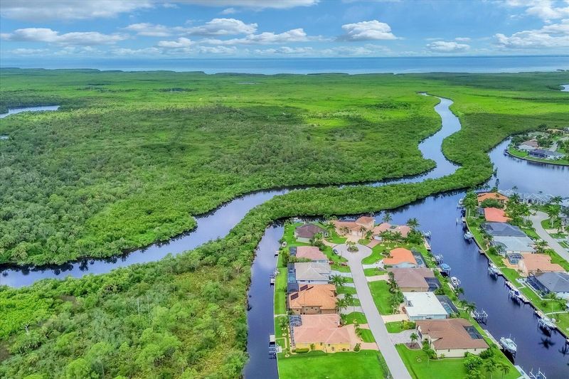 Stunning waterfront home with private pool & spa in historic Punta Gorda (Boat lift not available)