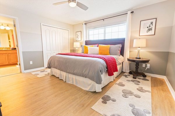 Master King Bedroom 4 Upstairs
Attached Bathroom
Mickey Theme