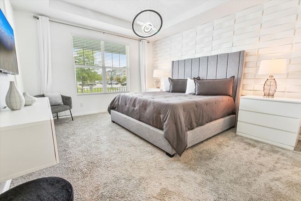 Master King Bedroom 1, Downstairs
Attached Bathroom