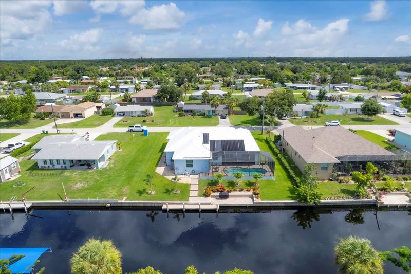 Gorgeous Englewood Waterfront Home With Private Pool (Boat lift not available)