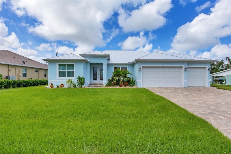 Gorgeous Englewood Waterfront Home With Private Pool
