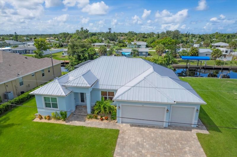 Gorgeous Englewood Waterfront Home With Private Pool
