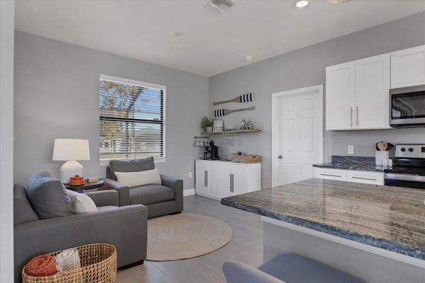 Kitchen nook / coffee bar area