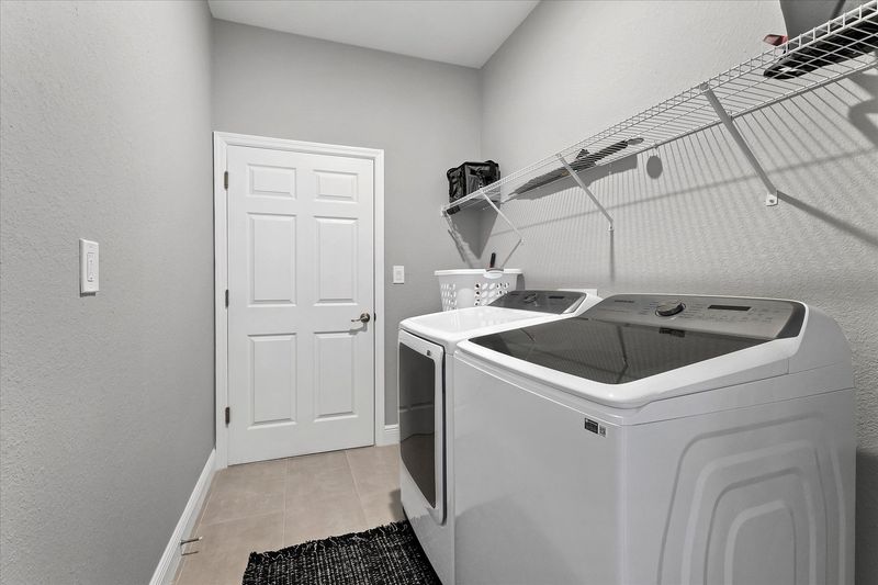 Full-size washer & dryer