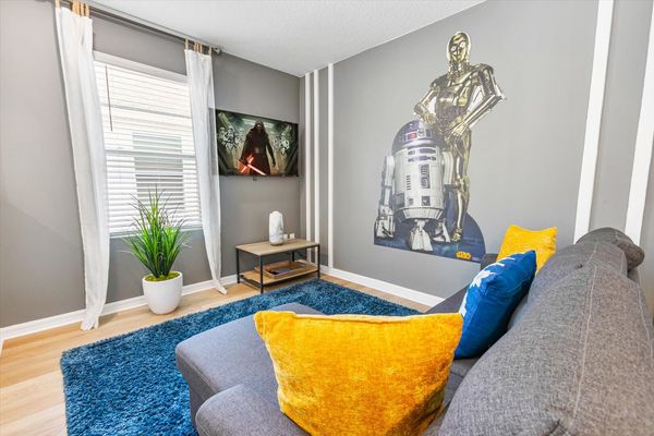 Loft
50" Smart TV
Has a Sleeper Sofa
Star Wars