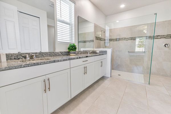 Master King Bathroom 1, Downstairs 
Shower